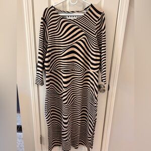 WRAY Black & Beige Long Sleeve Wave-Stripe Midi Dress